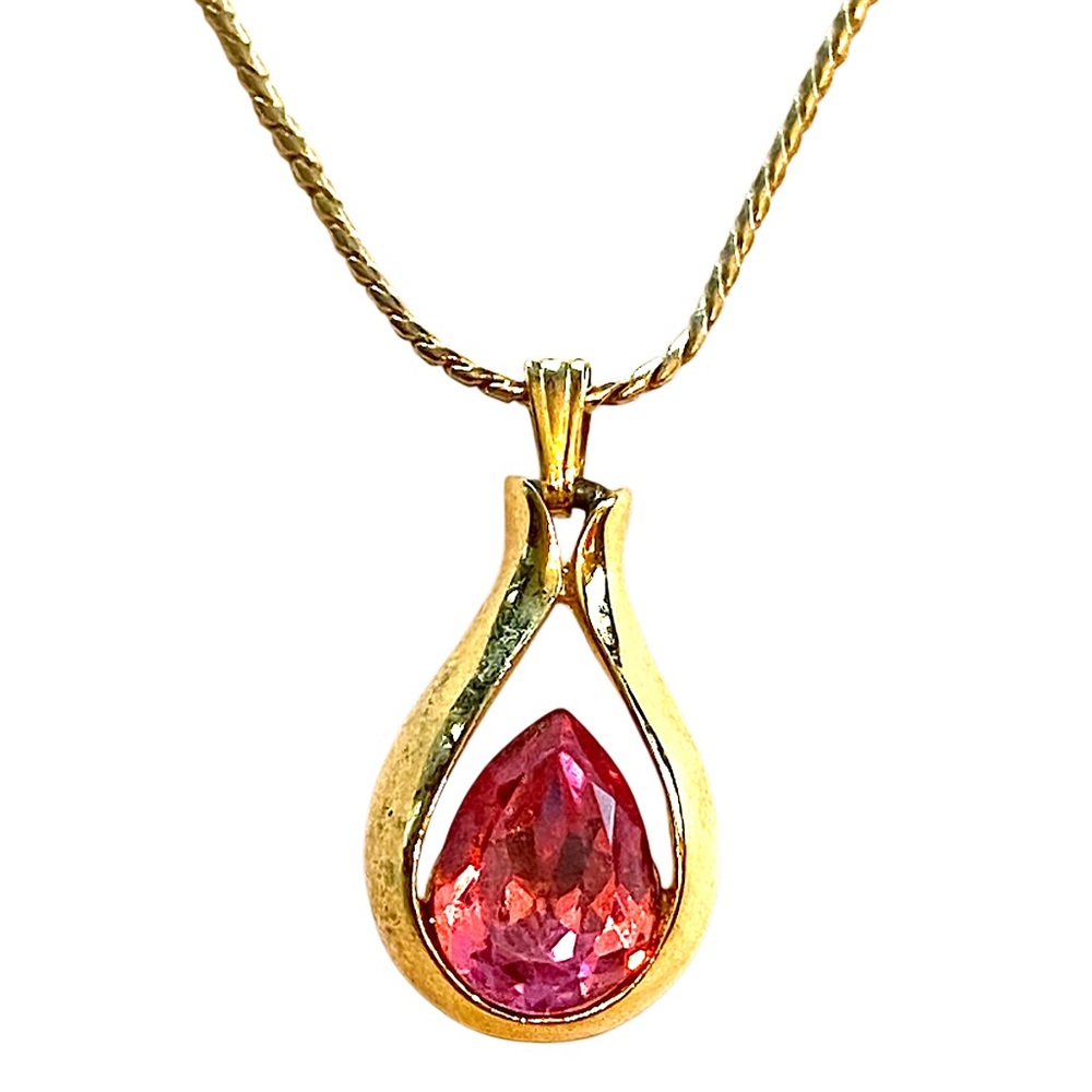 AVON Vintage Pink Rhinestone Gold Necklace